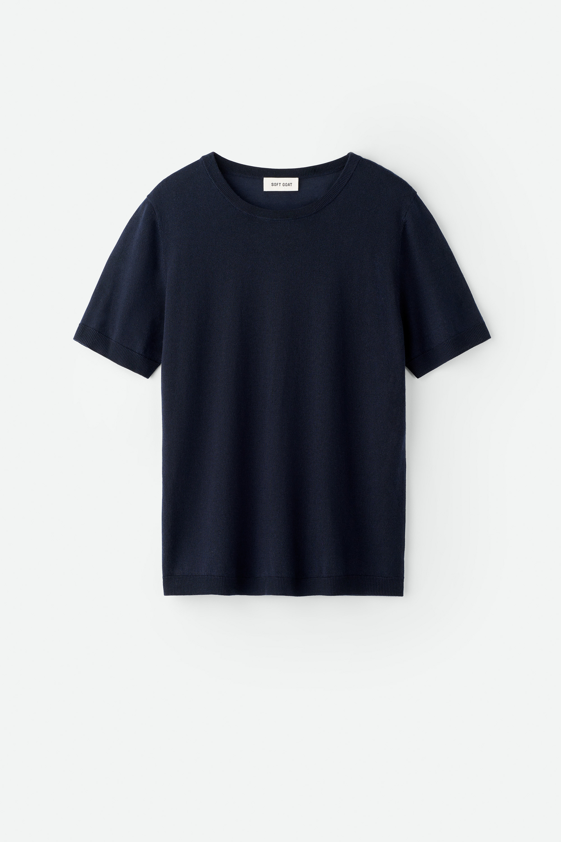 Featherlight tee 1