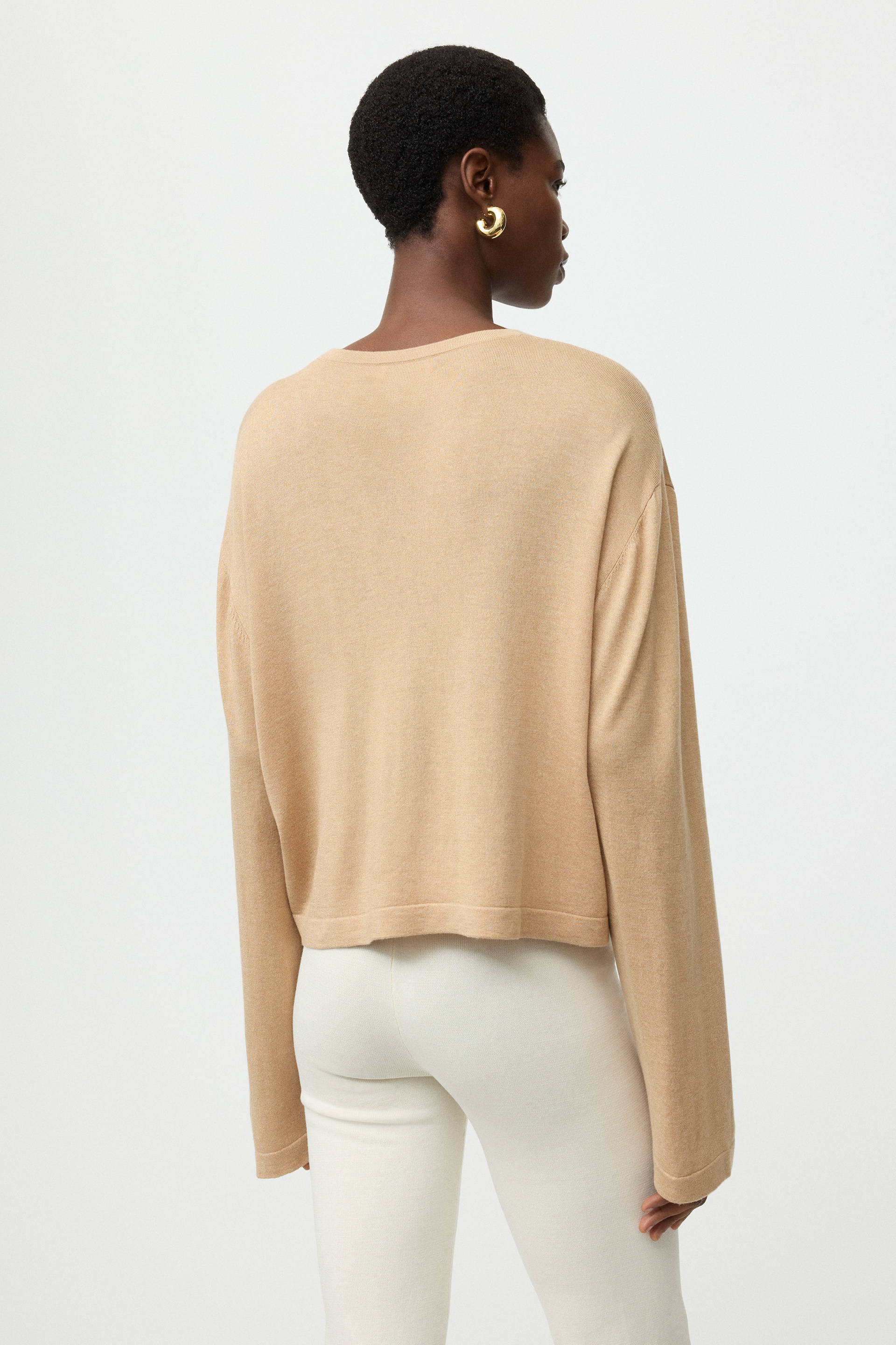 Fine knit crewneck 3