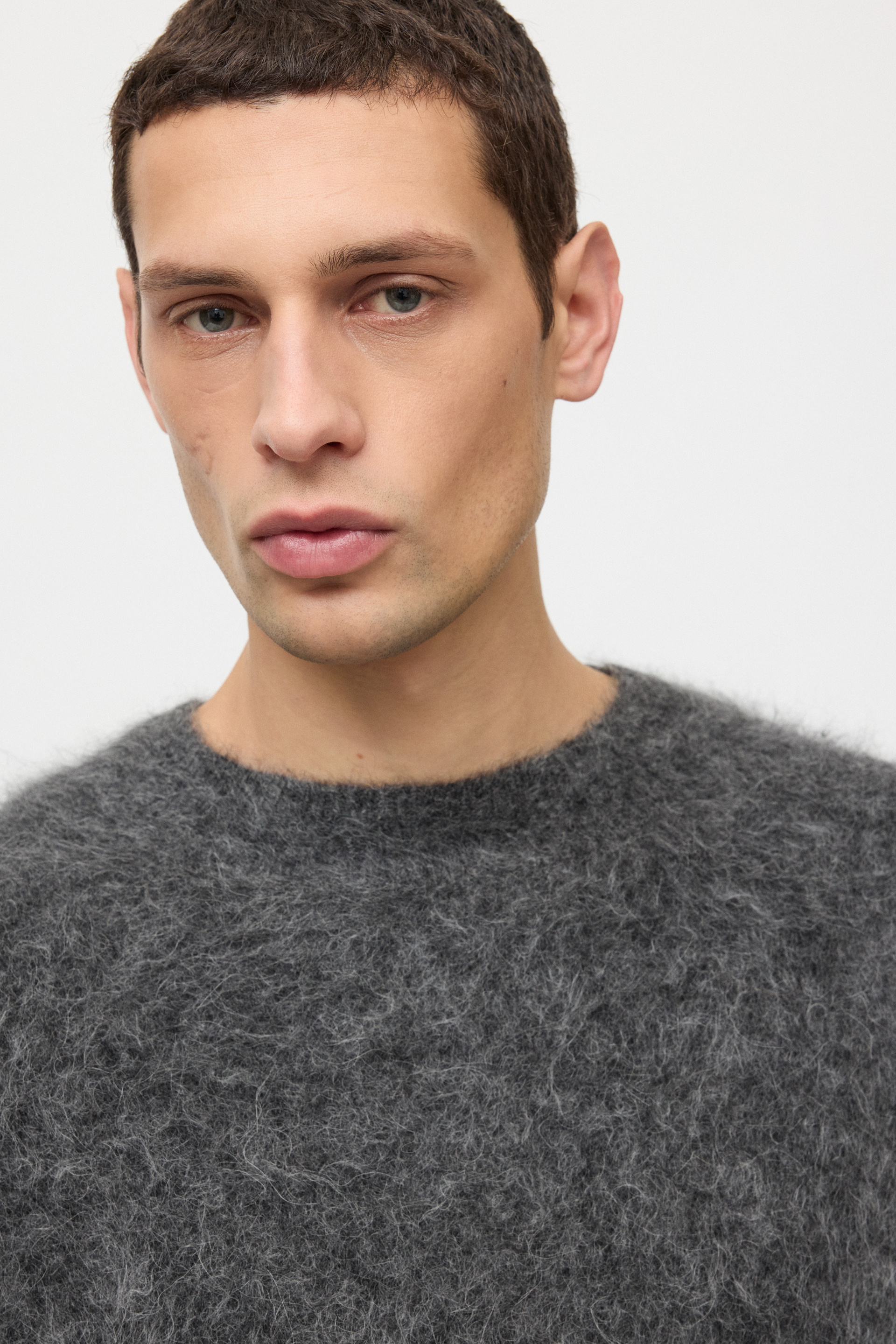 Men's relaxed fit alpaca crewneck 4