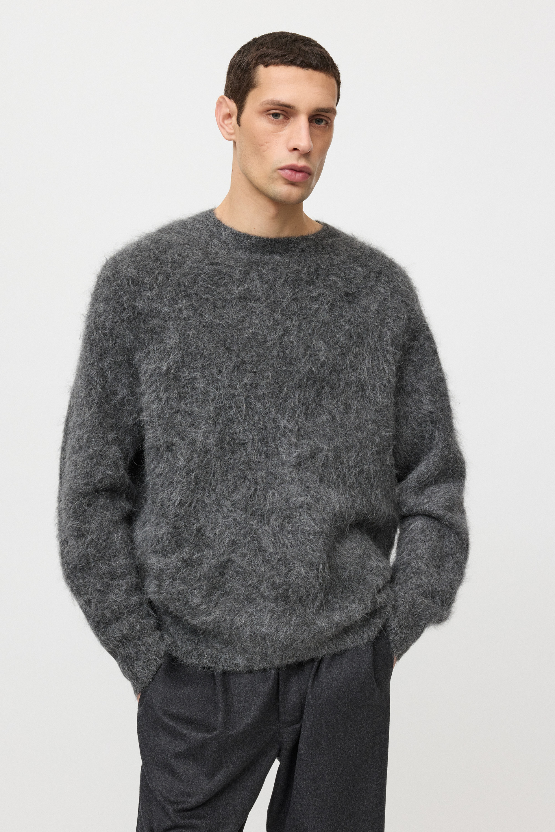 Men's relaxed fit alpaca crewneck 2