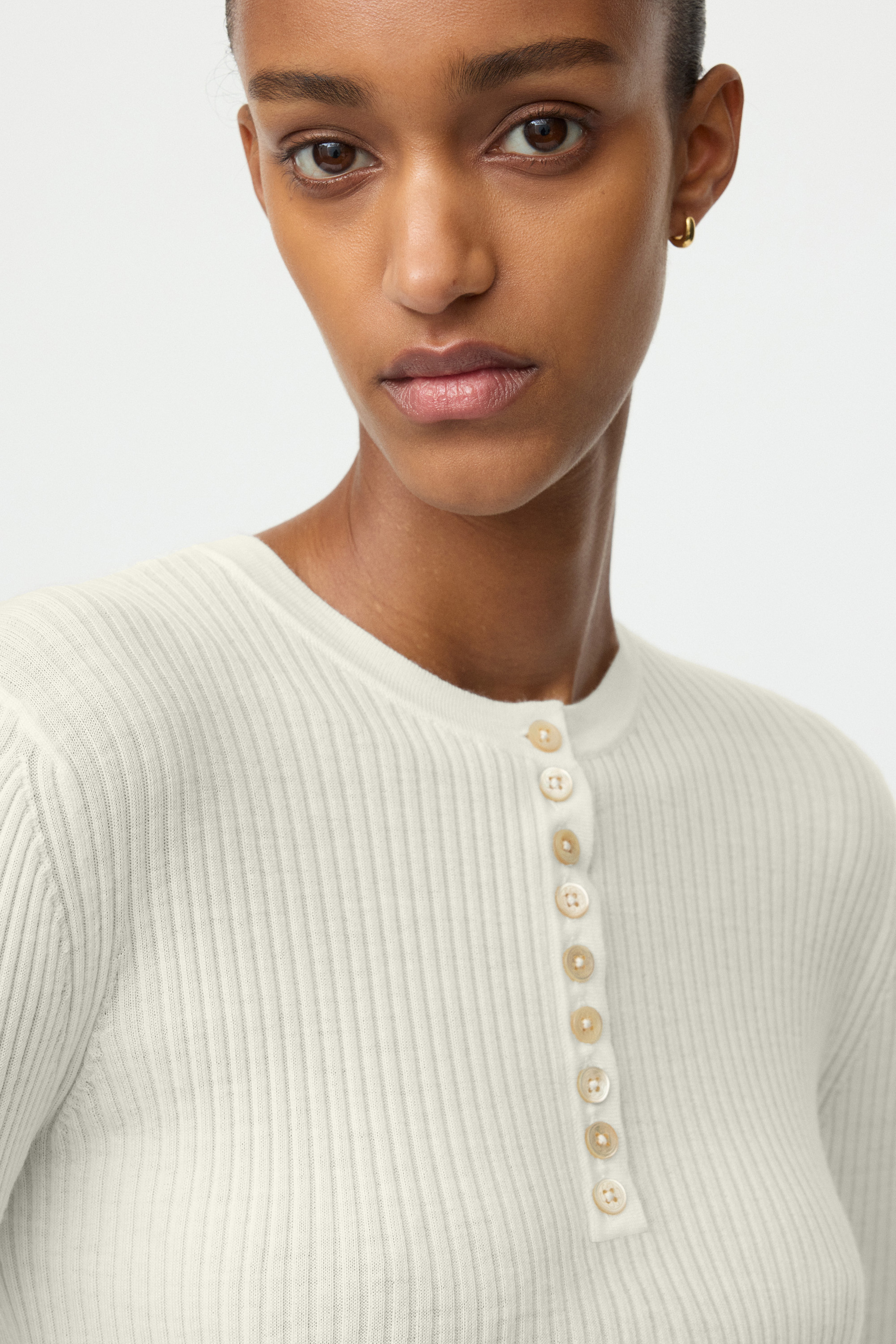 Featherlight henley top 4