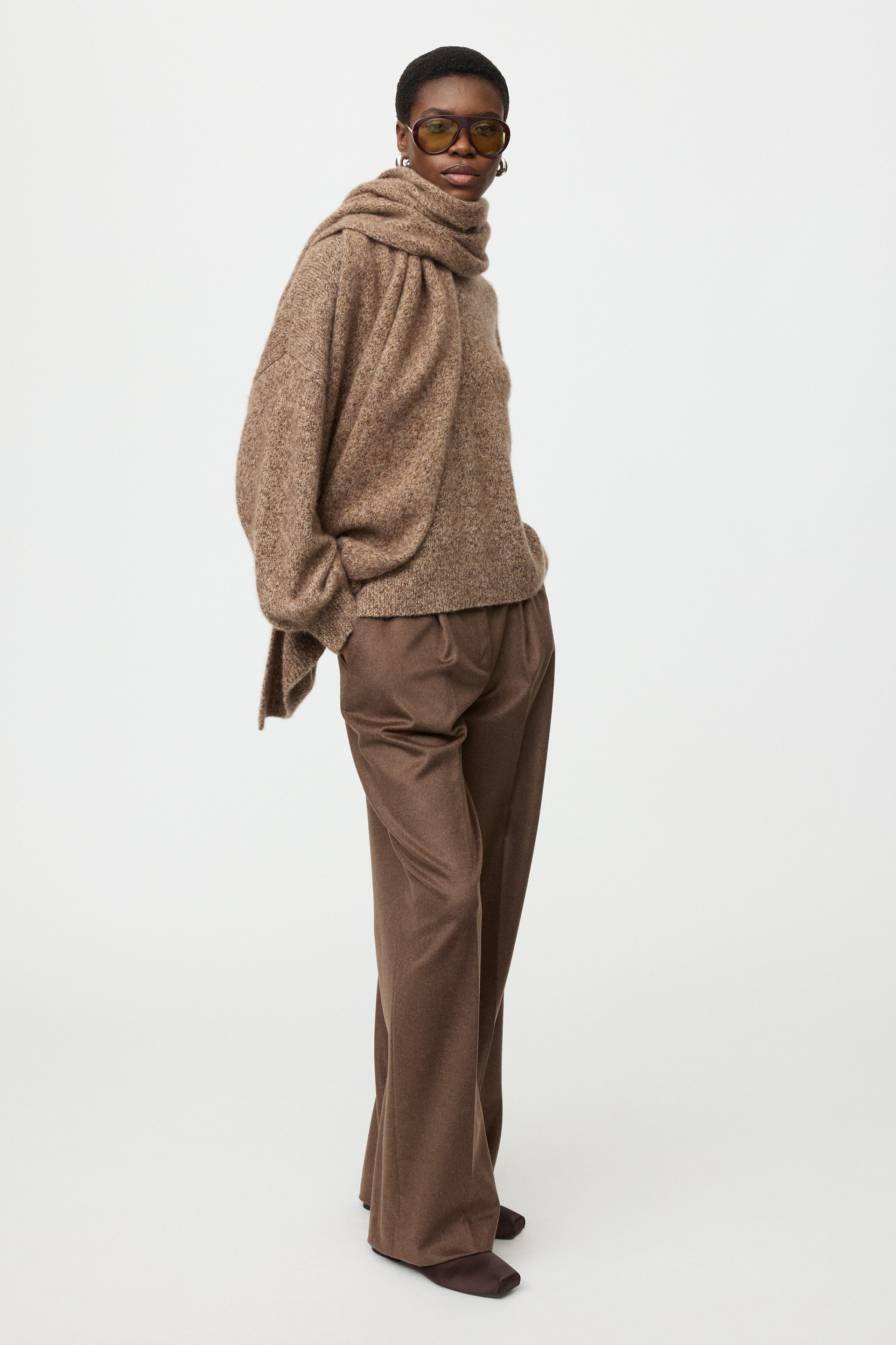 Marled relaxed fit crewneck 5