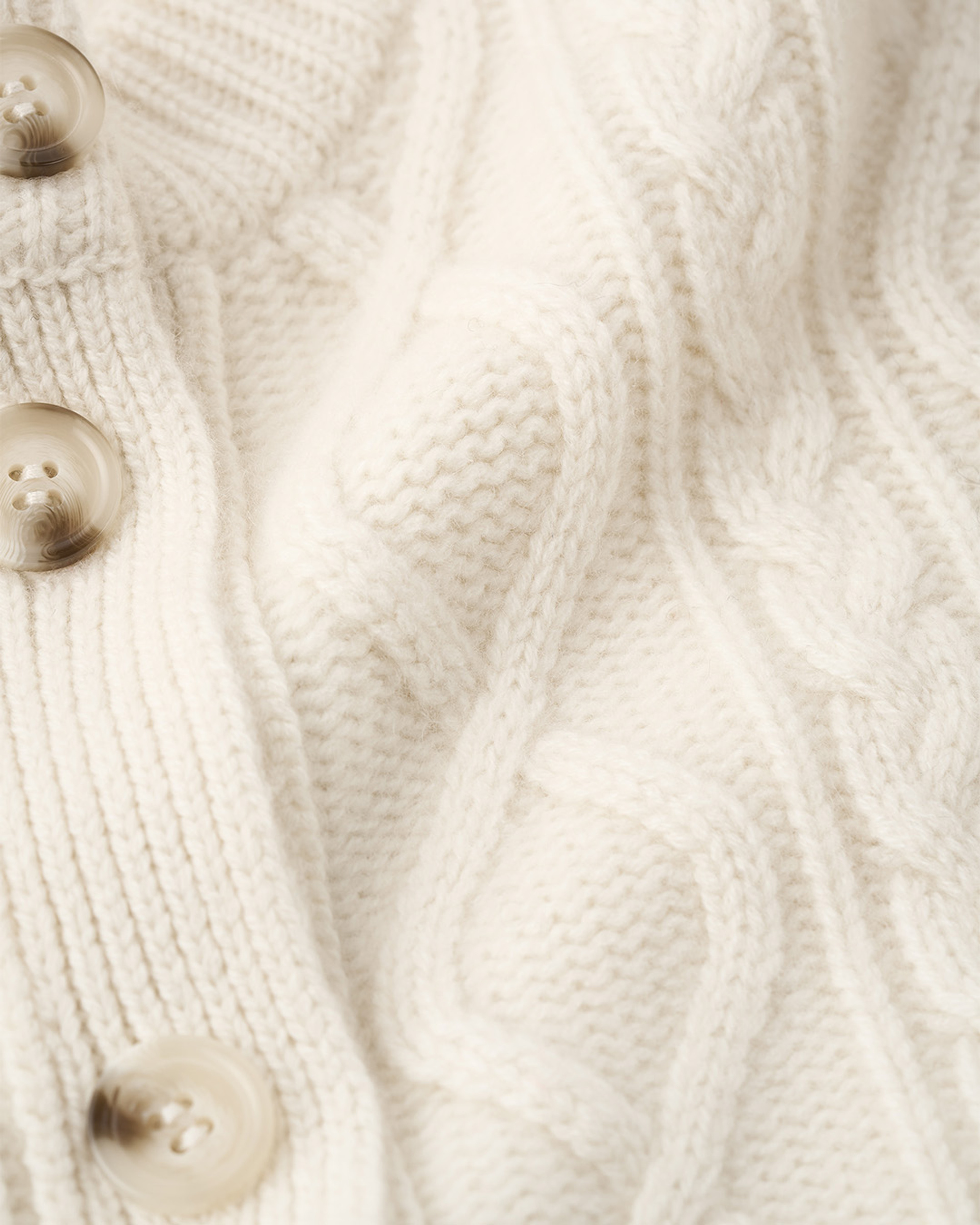 Cable knit cardigan 5