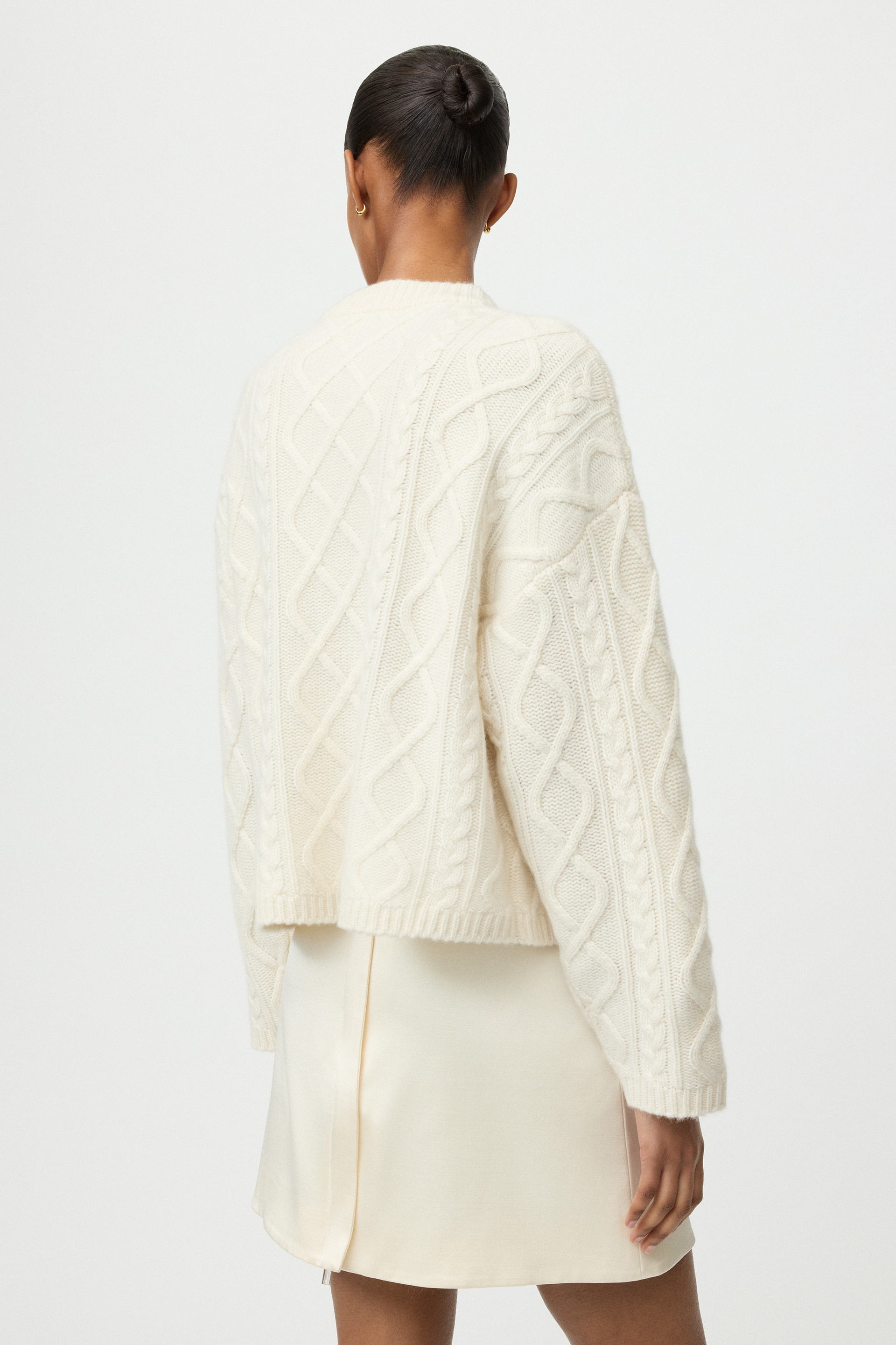Cable knit cardigan 3