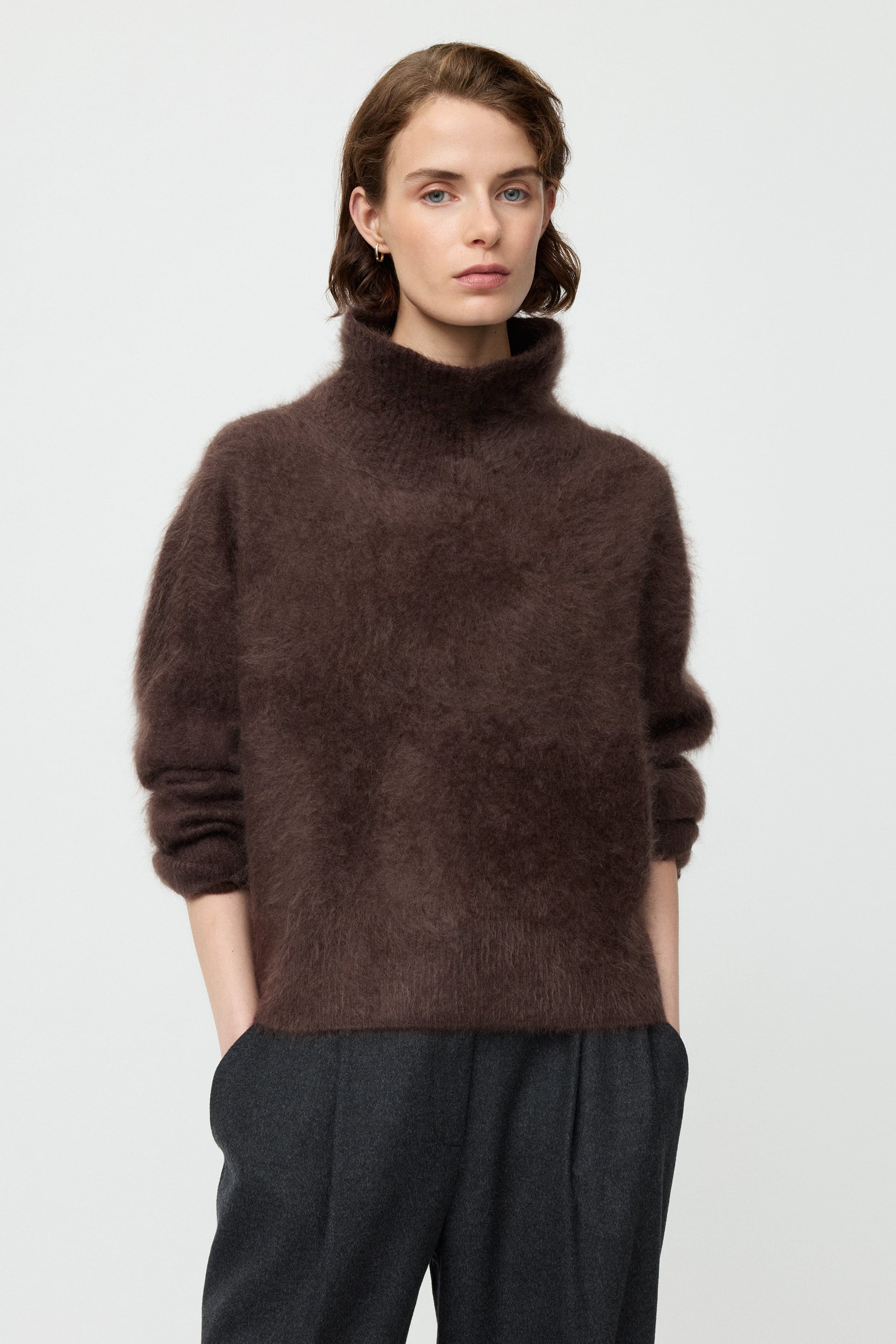 Brushed boyfriend turtleneck 1