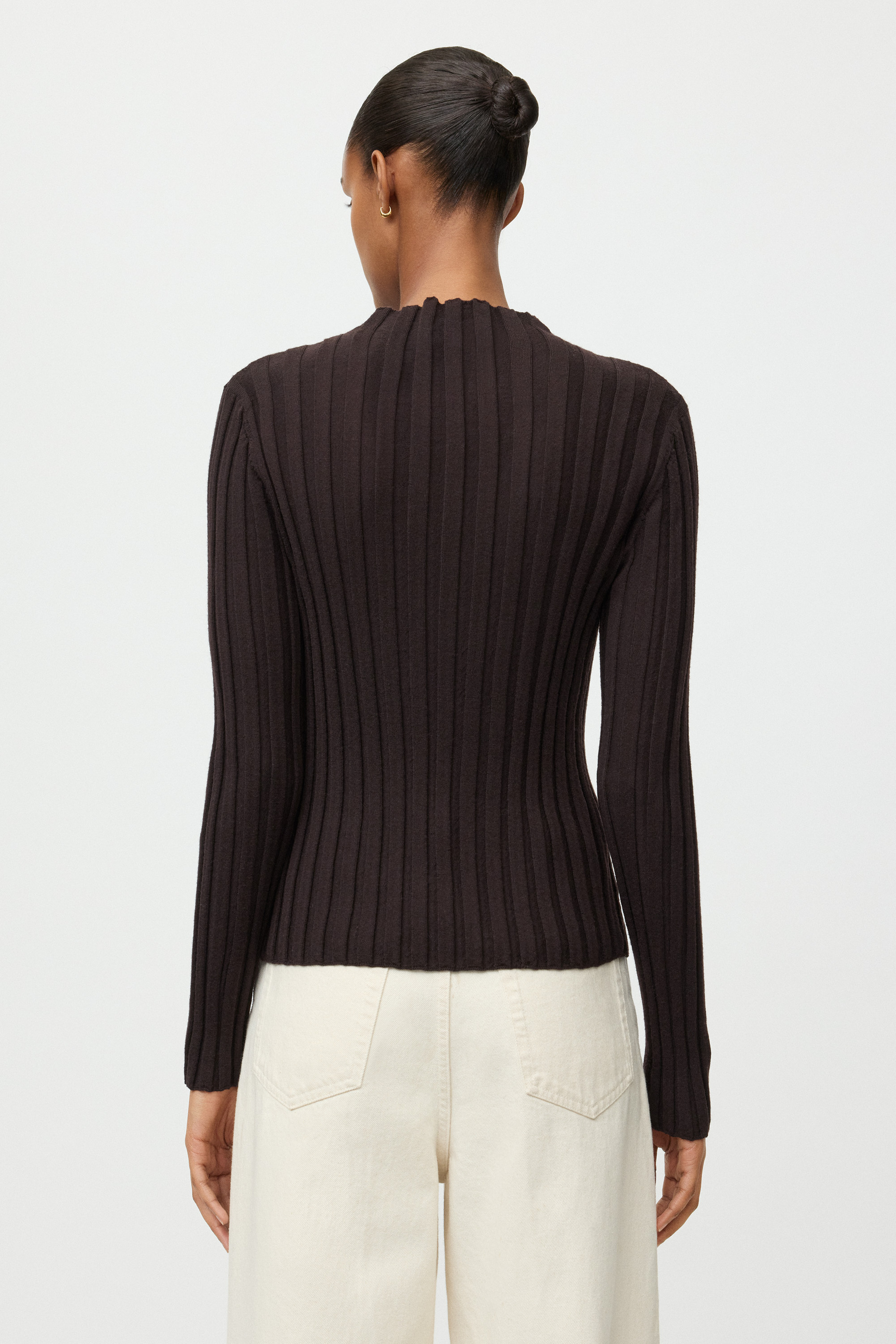 Featherlight ribbed top 3
