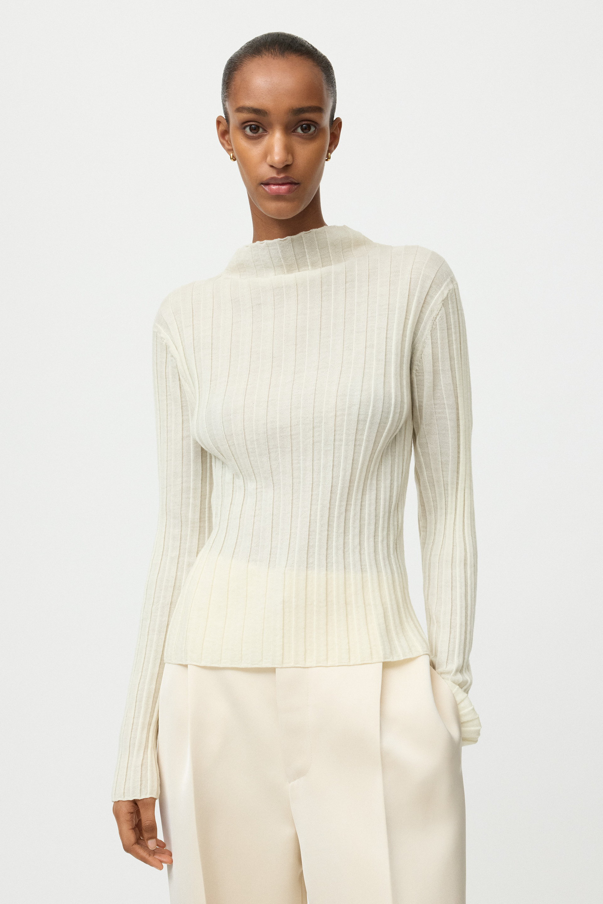 Featherlight ribbed top 2