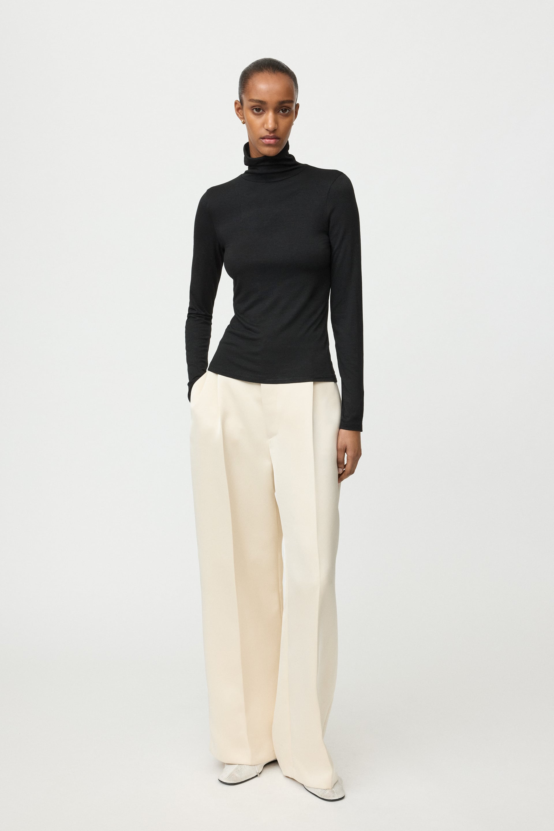 Lightweight jersey turtleneck 0