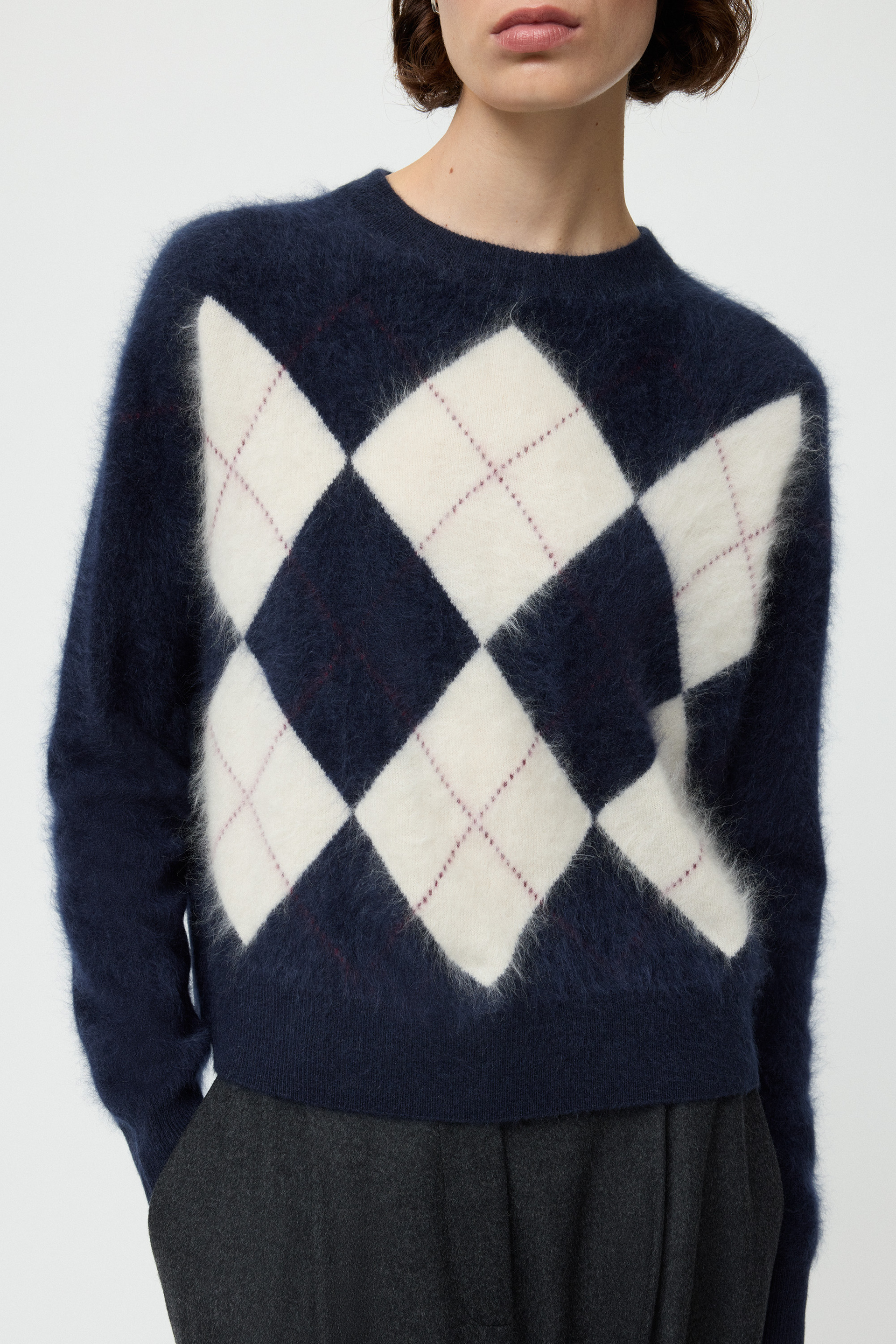 Argyle crewneck 4