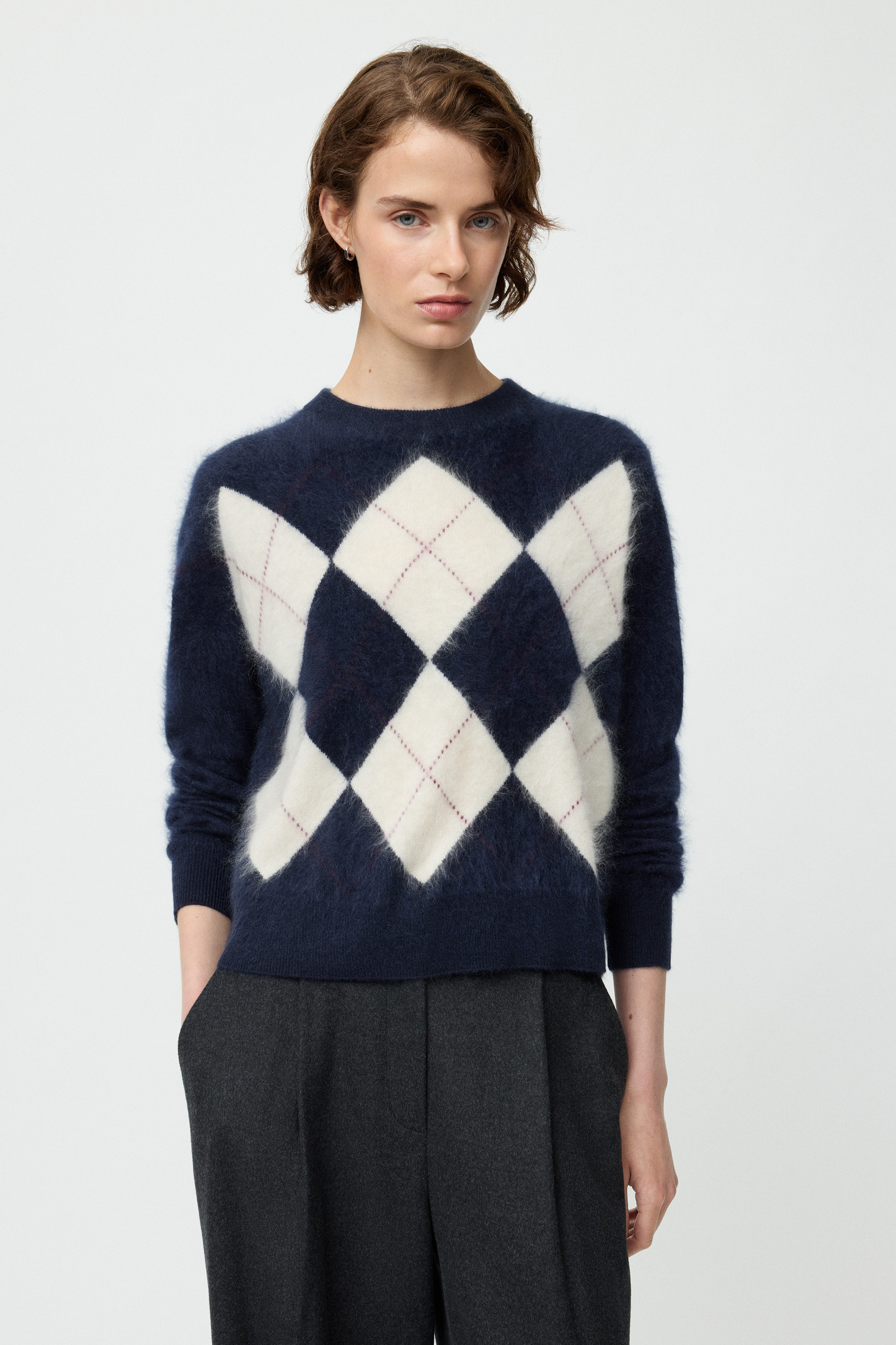 Argyle crewneck 2