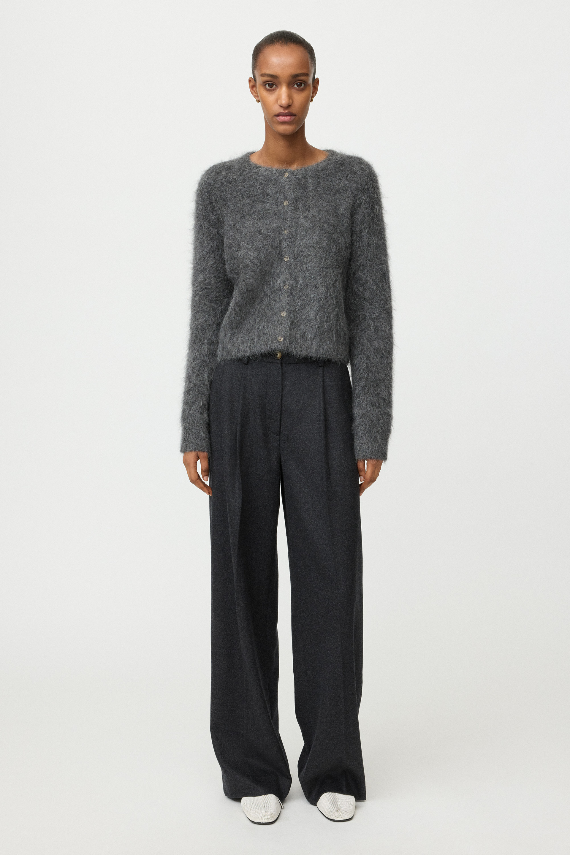 Wide pleat trousers 0