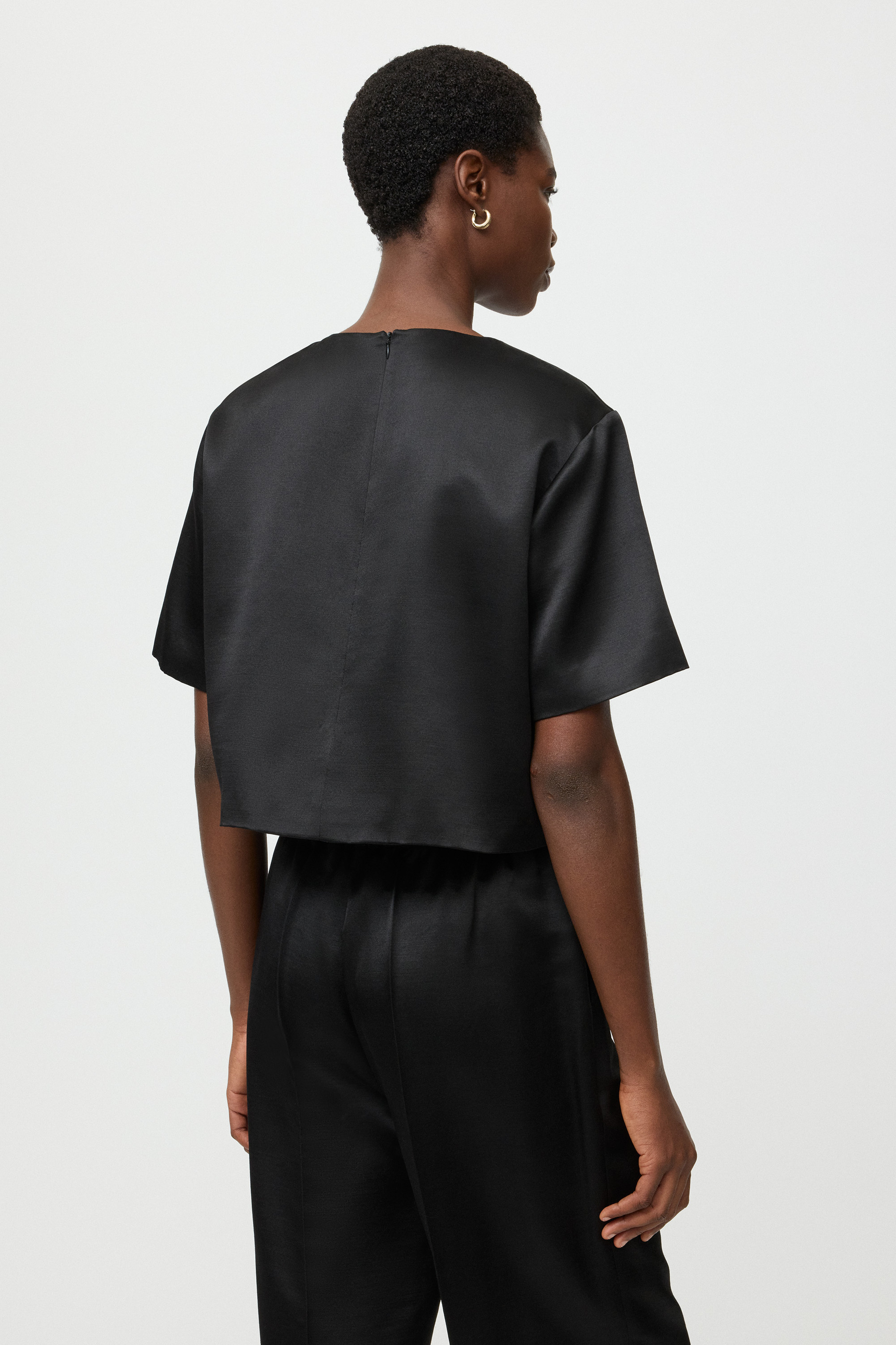Short sleeved silk blouse 3