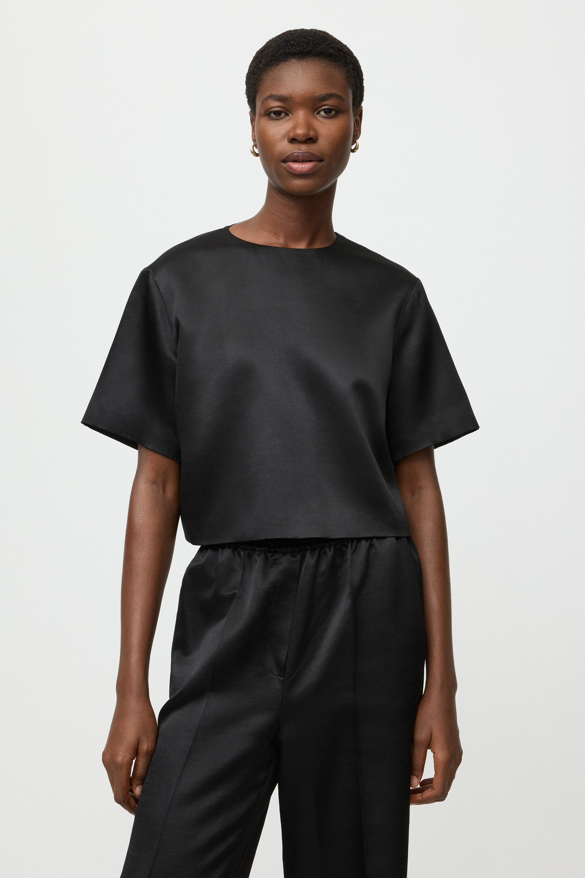 Short sleeved silk blouse 2