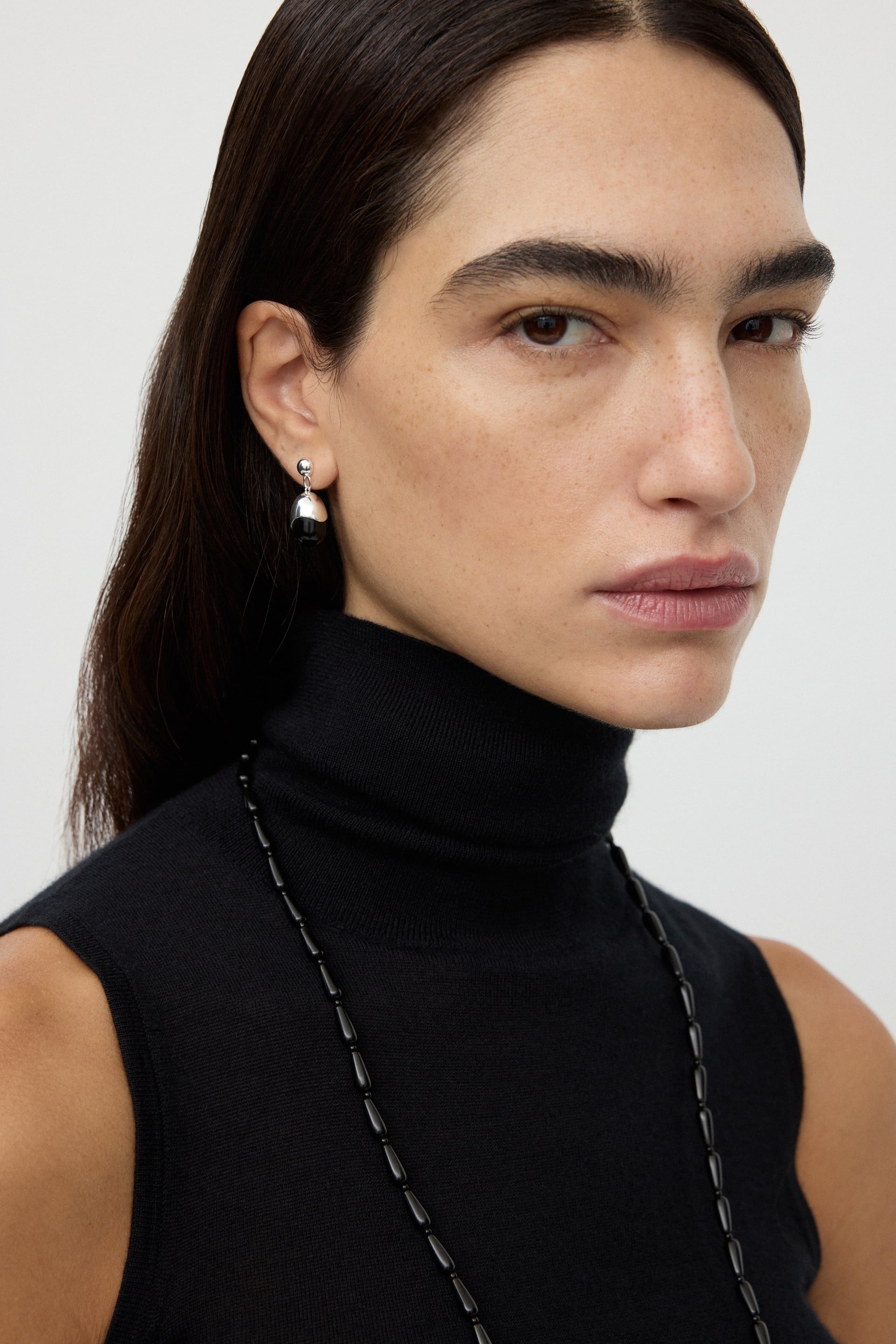 Featherlight turtleneck singlet 4