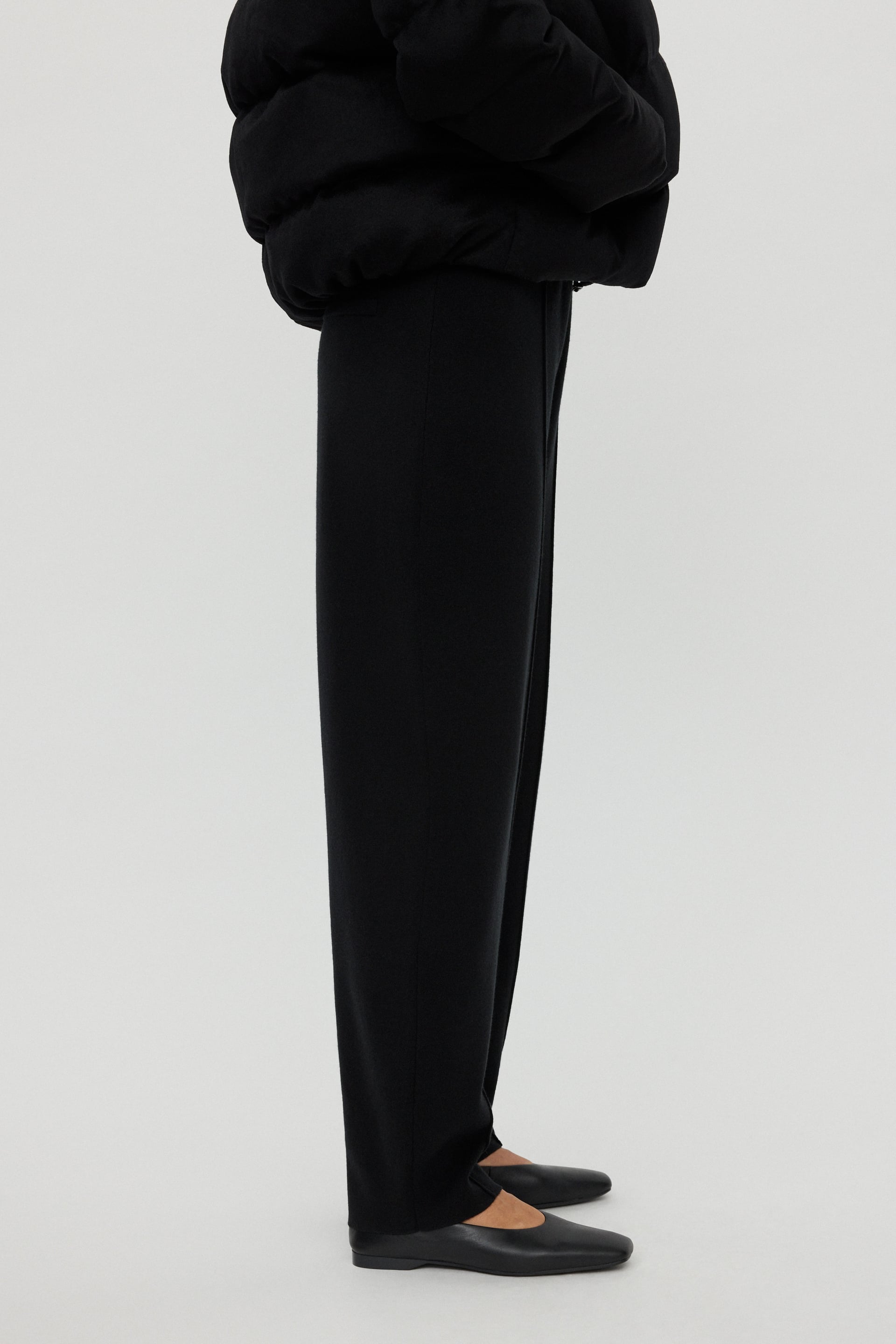 Barrel leg trousers 2