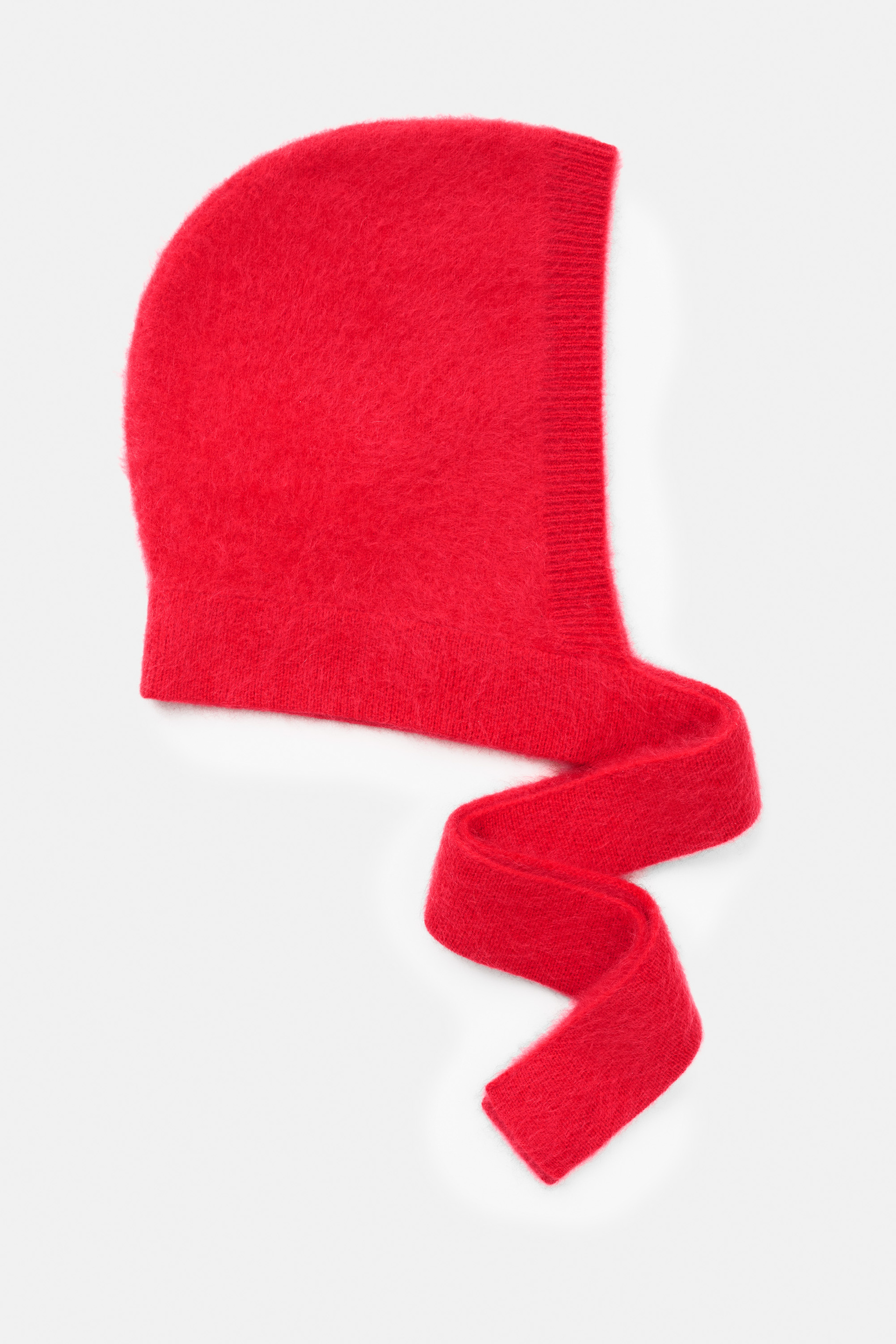 Brushed bonnet 2