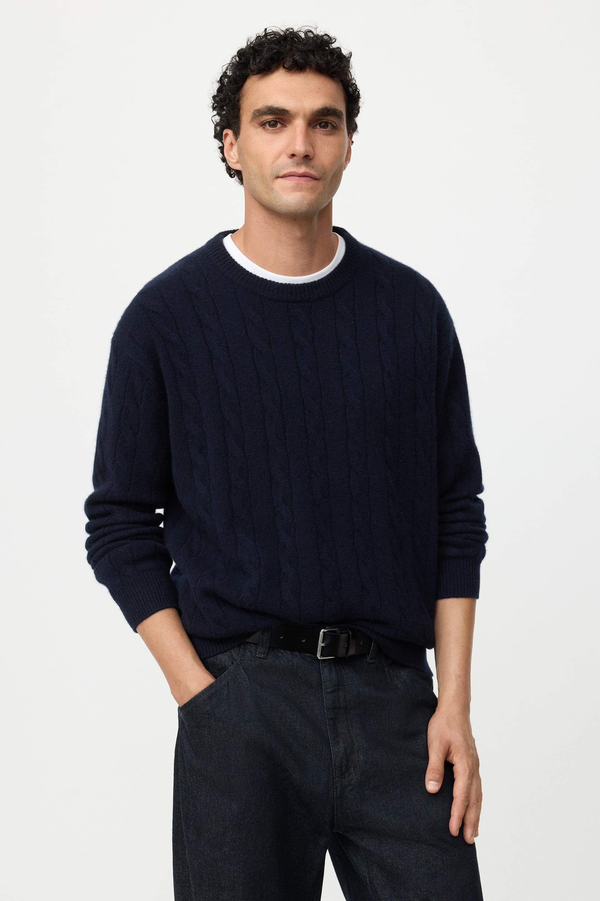 Men's cable knit crewneck 1