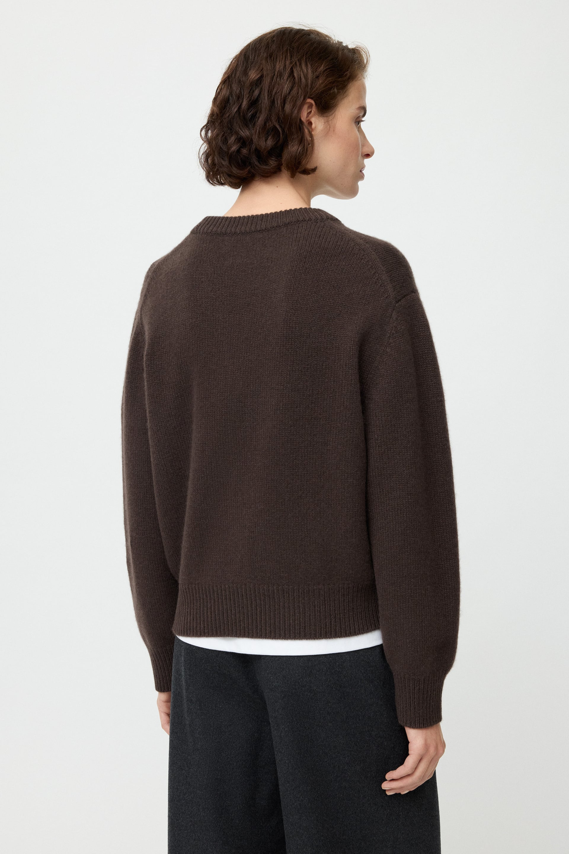 Signature crewneck 3